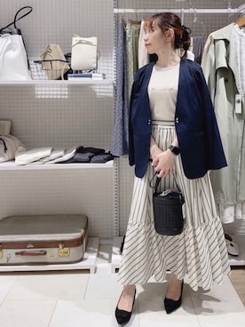 「ティアードスカート」｜「アイテム（ノーカラージャケット）」を使った、まさこさん（レディース・157cm）の春コーディネート
