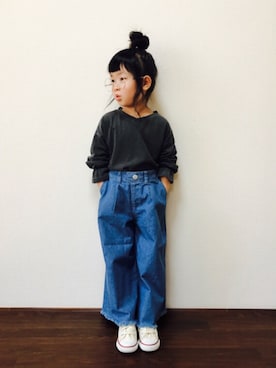 「Right-on（ライトオン）のアイテム（パンツ）」を使った、花音さん（キッズ・100cm）の冬コーディネート