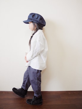 「Minnetonka（ミネトンカ）のアイテム（ブーツ）」を使った、花音さん（キッズ・100cm）の冬コーディネート