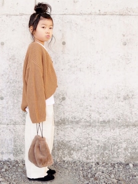 「SEVENDAYS=SUNDAY（セブンデイズサンデイ）のアイテム（パンツ）」を使った、花音さん（キッズ・110cm）の冬コーディネート