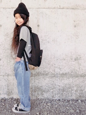 「Dickies（ディッキーズ）のアイテム」を使った、花音さん（キッズ・110cm）の春コーディネート