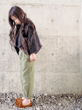 「Minnetonka（ミネトンカ）のアイテム」を使った、花音さん（キッズ・110cm）の春コーディネート