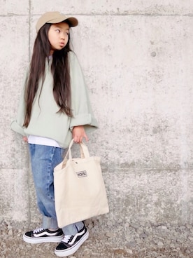「Dickies（ディッキーズ）のアイテム」を使った、花音さん（キッズ・120cm）の冬コーディネート