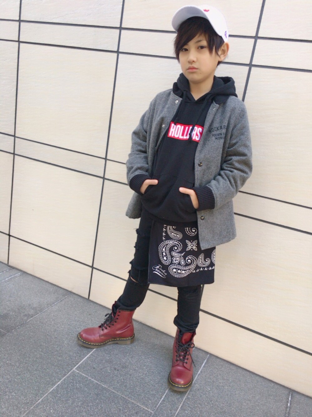 「NEW ERA、THRASHER、ROLLERS、キッズコーデ、おとこのこ、kids」｜「NEW ERAのNEW ERA×THRASHER 9TWENTY STRAPBACK CAP MINI LOGO WHITE（キャップ、ホワイト系）」を使った、◍●⌄̈⃝KAIRIꙬ꙳●◍さん（キッズ・136cm）の冬コーディネートの1枚目の写真