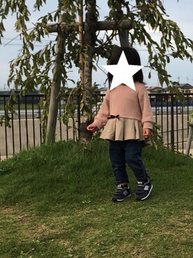 「petit main（プティマイン）のアイテム（Tシャツ/カットソー、ピンク系）」を使った、MOENAさんの秋コーディネート