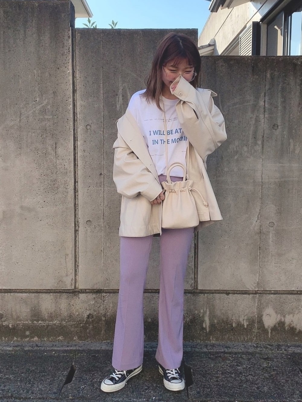 「ロゴT、カラーパンツ、converse、フレアパンツ、春コーデ、今日のコーデ、お洒落さんとつながりたい、158cm、ct70」｜「SECRETLABELのアイテム（トップス、ホワイト系）」を使った、あーやんさん（レディース・158cm）の春コーディネートの1枚目の写真