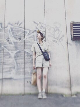 「NIKE(ナイキ)のアイテム(ショルダーバッグ)」を使った、Rena.さん(レディース・163cm)の秋コーディネート