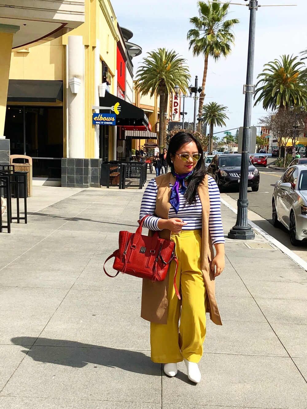 「spring、springstyle、Wide Pants、yellow、stripes、waistcoat、vest、targetstyle、target、31philliplim」｜「ChrisellexJOAのアイテム（スラックス、イエロー系）」を使った、ALYSSAさん（レディース・153cm）の春コーディネートの1枚目の写真