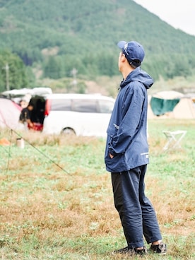 「アイテム（マウンテンパーカー、ブルー系）」を使った、ktさん（メンズ・170cm）の秋コーディネート