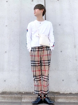 「Champion（チャンピオン）のアイテム（ボディバッグ/ウエストポーチ）」を使った、みらいさん（メンズ・177cm）の秋コーディネート