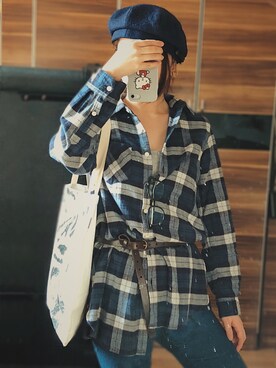 「通勤穿搭」｜「アイテム（ハンチング/ベレー帽）」を使った、尼可Nikooさん（レディース・160cm）の秋コーディネート