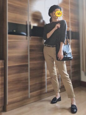 「盐系风格」｜「アイテム（チノパンツ）」を使った、尼可Nikooさん（レディース・160cm）の秋コーディネート