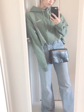 「MILKFED.（ミルクフェド）のアイテム（パーカー、ホワイト系）」を使った、Kananさん（レディース・154cm）の秋コーディネート