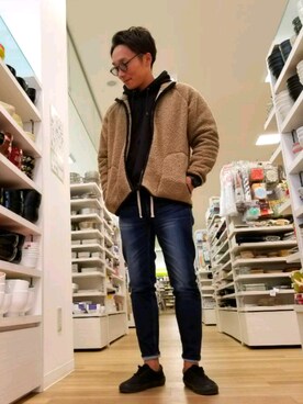 「サーフスタイル」｜「アイテム（その他アウター）」を使った、やーさん（メンズ・170cm）の秋コーディネート