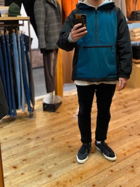 「アノラックパーカー」｜「アイテム（財布/小物）」を使った、USboarder matsushitaさん（メンズ・172cm）の冬コーディネート