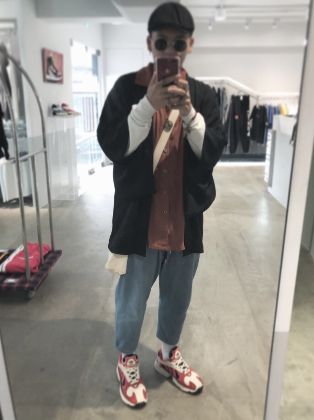 「ootd、ALDO、Tommy Bahama、vintage、adidas originals、yung-1、和服、stussy」｜「ALDOのアイテム（ハンチング/ベレー帽、ブラック系）」を使った、Eddie Linさん（メンズ・170cm）の秋コーディネートの1枚目の写真