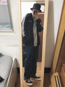 「Polo Ralph Lauren」｜「アイテム（スタジャン）」を使った、Eddie Linさん（メンズ・170cm）の秋コーディネート
