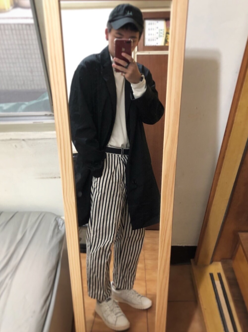 「ootd、HUF、UNIQLO、back number、plain-me、asics tiger、gel-ptg」｜「HUFのアイテム（帽子、ブラック系）」を使った、Eddie Linさん（メンズ・170cm）の秋コーディネートの1枚目の写真