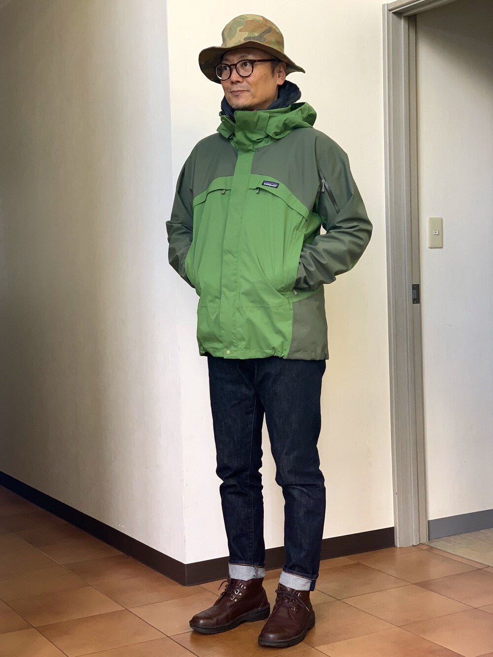 「ZOZO公認ユーザー」｜「patagoniaのアイテム（マウンテンパーカー、グリーン系）」を使った、snowhawkさん（メンズ・175cm）の冬コーディネートの1枚目の写真