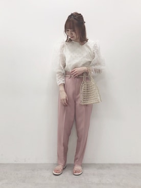 「シア―ブラウス」｜「アイテム（スラックス）」を使った、saeさん（レディース・159cm）の春コーディネート