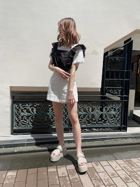 「アイテム（サンダル、ゴールド系）」を使った、saeさん（レディース・159cm）の春コーディネート