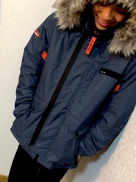 「UNIQLO（ユニクロ）のWOMEN ウルトラストレッチジーンズ（デニムパンツ）」を使った、Mr.Yoshさん（メンズ・169cm）の冬コーディネート