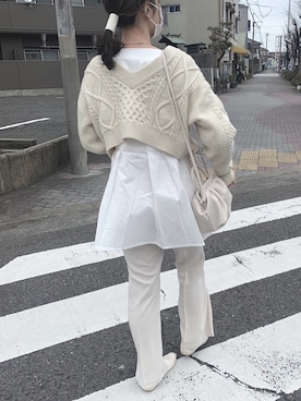 「YELLOWS PLUS（イエローズプラス）のアイテム（ニット/セーター、ホワイト系）」を使った、RURIさん（レディース・169cm）の春コーディネート