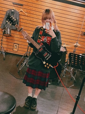 「古着女子」｜「アイテム（雑貨/ホビー）」を使った、Mickeyさん（レディース・158cm）の秋コーディネート