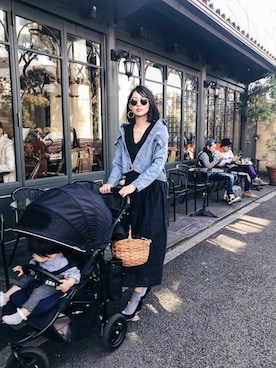 「URBAN RESEARCH ROSSO WOMEN（アーバンリサーチ　ロッソ）のアイテム（デニムジャケット）」を使った、うえむら あやのさん（レディース・165cm）の春コーディネート