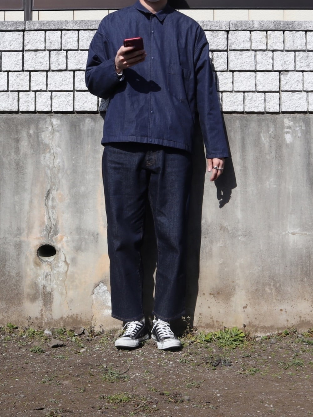 「パステル映える春、デニム、デニムパンツ、デニムシャツ、デニムオンデニム、ワントーンコーデ、無印良品、MUJI Labo、ユニクロユー、UNIQLO U」｜「MUJI Laboのアイテム（デニムパンツ、ブルー系）」を使った、kosukeさん（メンズ・180cm）の春コーディネートの1枚目の写真