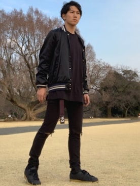 「MAISON KITSUNE」｜「アイテム（スタジャン）」を使った、5-keyさん（メンズ・172cm）の春コーディネート