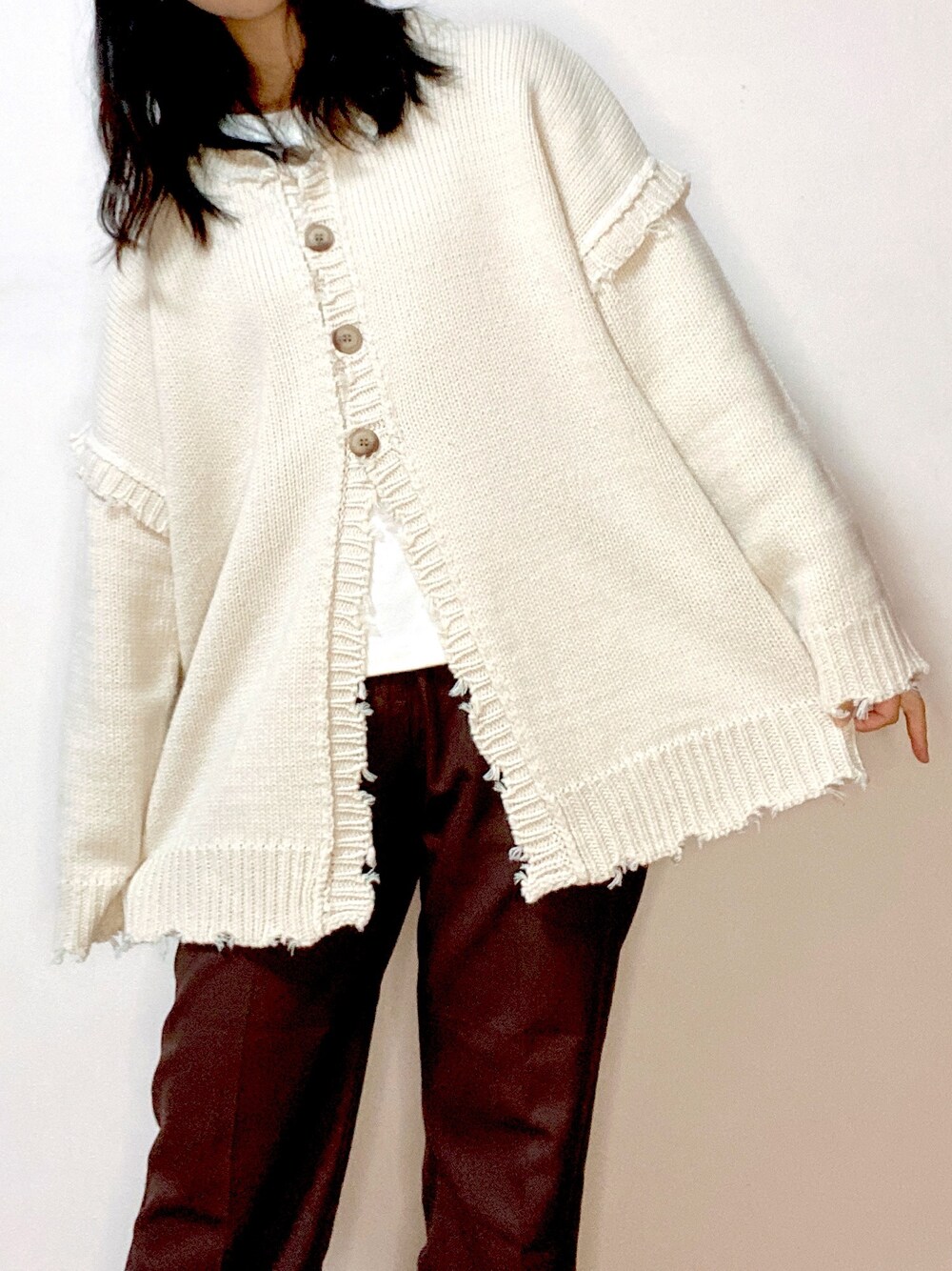 「今日のコーデ、プチプラコーデ、INGNI、UNIQLO、apuresjour」｜「INGNIの2WAY／ビッグシルエットブロークンカーディガン（ニット/セーター、ホワイト系）」を使った、22%さん（レディース・158cm）の冬コーディネートの1枚目の写真
