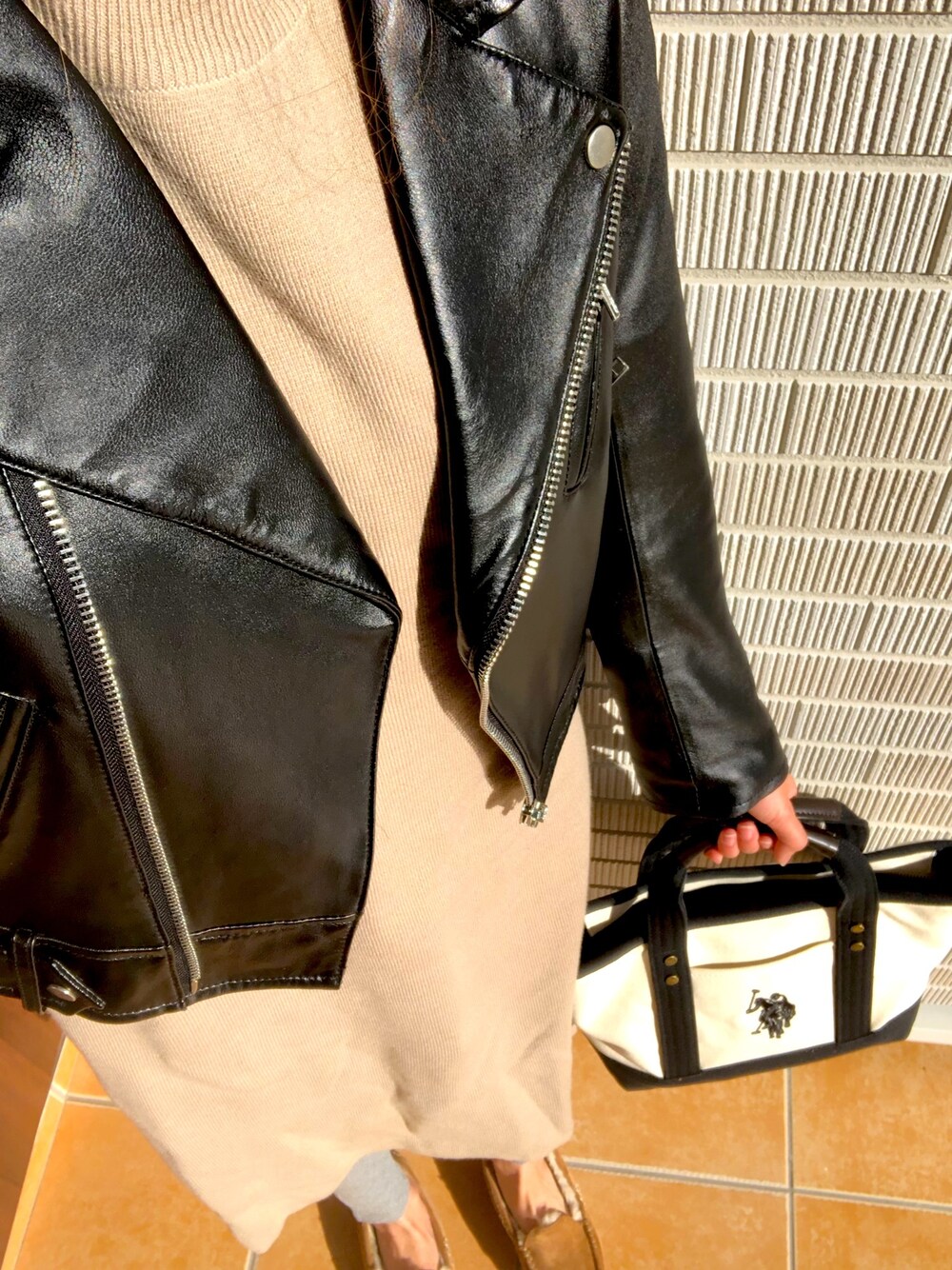 na.noさんの「TODAYFUL(トゥディフル) "Leather Riders Jacket" レザーライダースジャケット （TODAYFUL）」を使ったコーディネートの1枚目の写真