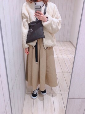 「FREAK'S STORE（フリークスストア）のリバーシブルボアフリースジャケット（ブルゾン、ホワイト系）」を使った、いずみん。さん（レディース）の春コーディネート