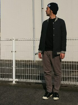 「Lee（リー）のアイテム（ニットキャップ/ビーニー）」を使った、yadaさん（メンズ・170cm）の冬コーディネート