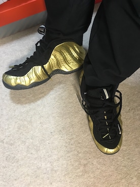 「エアフォームポジット」｜パン屋のスニーカー店員さん（メンズ・180cm）の冬コーディネート