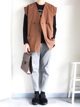 「ベスト×Tシャツ」｜「アイテム（その他）」を使った、shogo🎩さん（メンズ・167cm）の春コーディネート