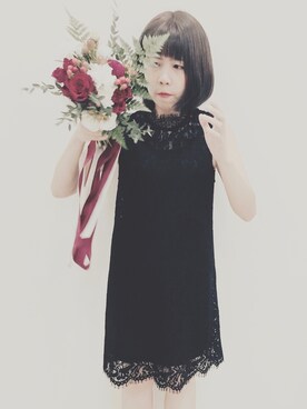 PuddingTsai is wearing MANGO "Lace dress"