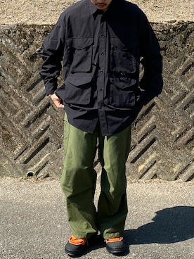 「KIKO KOSTADINOV（キコ コスタディノフ）のアイテム（シューズ）」を使った、キーパーさん（メンズ・173cm）の秋コーディネート