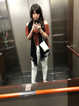 「アイテム（その他トップス、ブラウン系）」を使った、Polly さん（レディース・169cm）の冬コーディネート