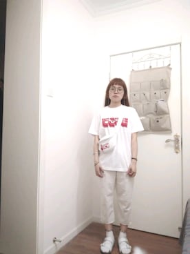 「UNIQUE（ユニーク）のアイテム（トップス）」を使った、懸想さん（レディース・160cm）の春コーディネート