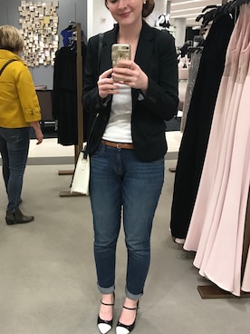 「LOFT（-）のアイテム（パンツ）」を使った、Annie さん（レディース・173cm）の春コーディネート