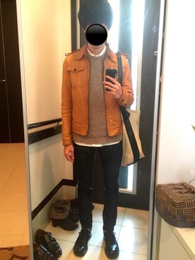 「Abercrombie&Fitch（アバークロンビーアンドフィッチ）のアイテム（ニット/セーター）」を使った、リッキーさん（メンズ・168cm）の春コーディネート