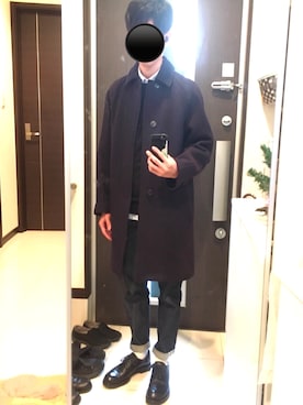「COMOLI（コモリ）のアイテム（ステンカラーコート）」を使った、リッキーさん（メンズ・168cm）の冬コーディネート