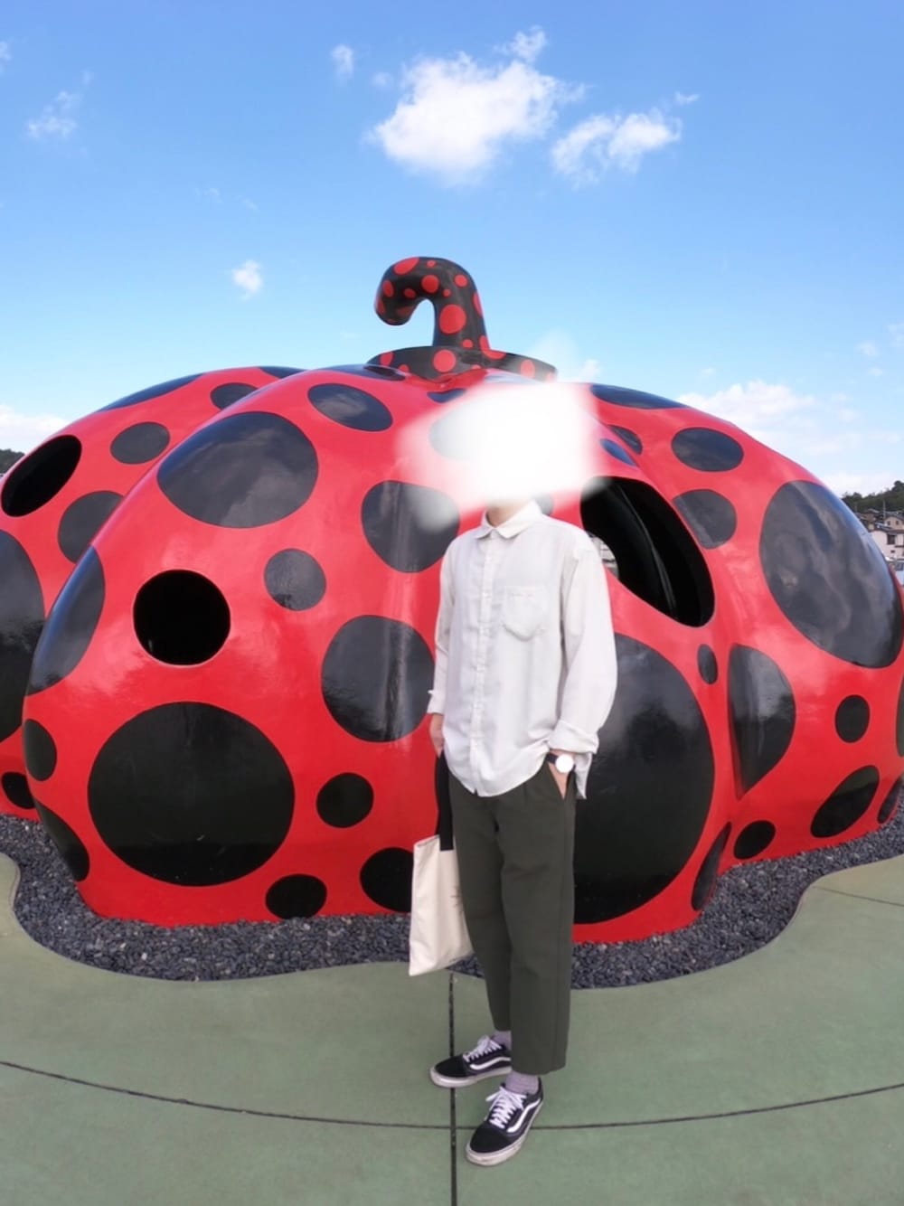 「秋服、シンプルコーデ、カジュアルコーデ」｜「SENSE OF PLACE by URBAN RESEARCHのウールブレンドネルシャツ(無地)（シャツ/ブラウス、ブラウン系）」を使った、pさん（メンズ・175cm）の秋コーディネートの1枚目の写真