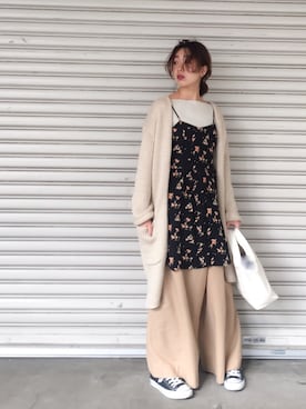 「TODAYFUL（トゥデイフル）のアイテム（トートバッグ）」を使った、TOMOMI KANATAさん（レディース・162cm）の冬コーディネート