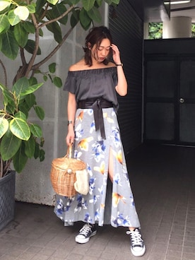 「TODAYFUL（トゥデイフル）のアイテム（腕時計）」を使った、TOMOMI KANATAさん（レディース・162cm）の夏コーディネート