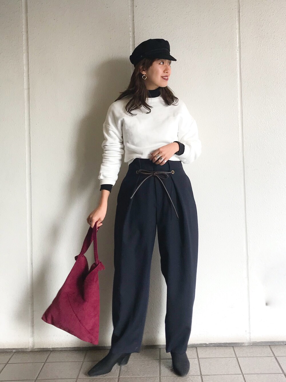新品 TODAYFUL  ハイウエストベルトパンツ TODAYFUL（トゥデイフル）の「ハイウエストベルトパンツ（その他