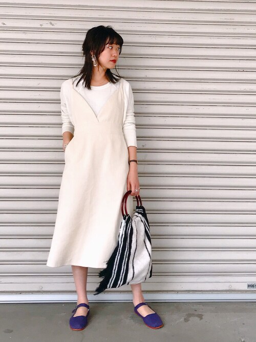 TOMOMI KANATA使用「TODAYFUL（サーマルラグランT）」的時尚穿搭
