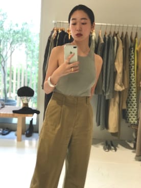 TOMOMI KANATAさんのコーディネート